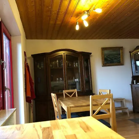 Natürlicher Holzkomfort im hessischen Kegelspiel Hünfeld Exterior foto