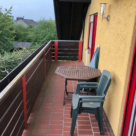 Natürlicher Holzkomfort im hessischen Kegelspiel Hünfeld Exterior foto