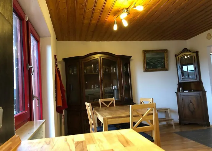 Natürlicher Holzkomfort im hessischen Kegelspiel